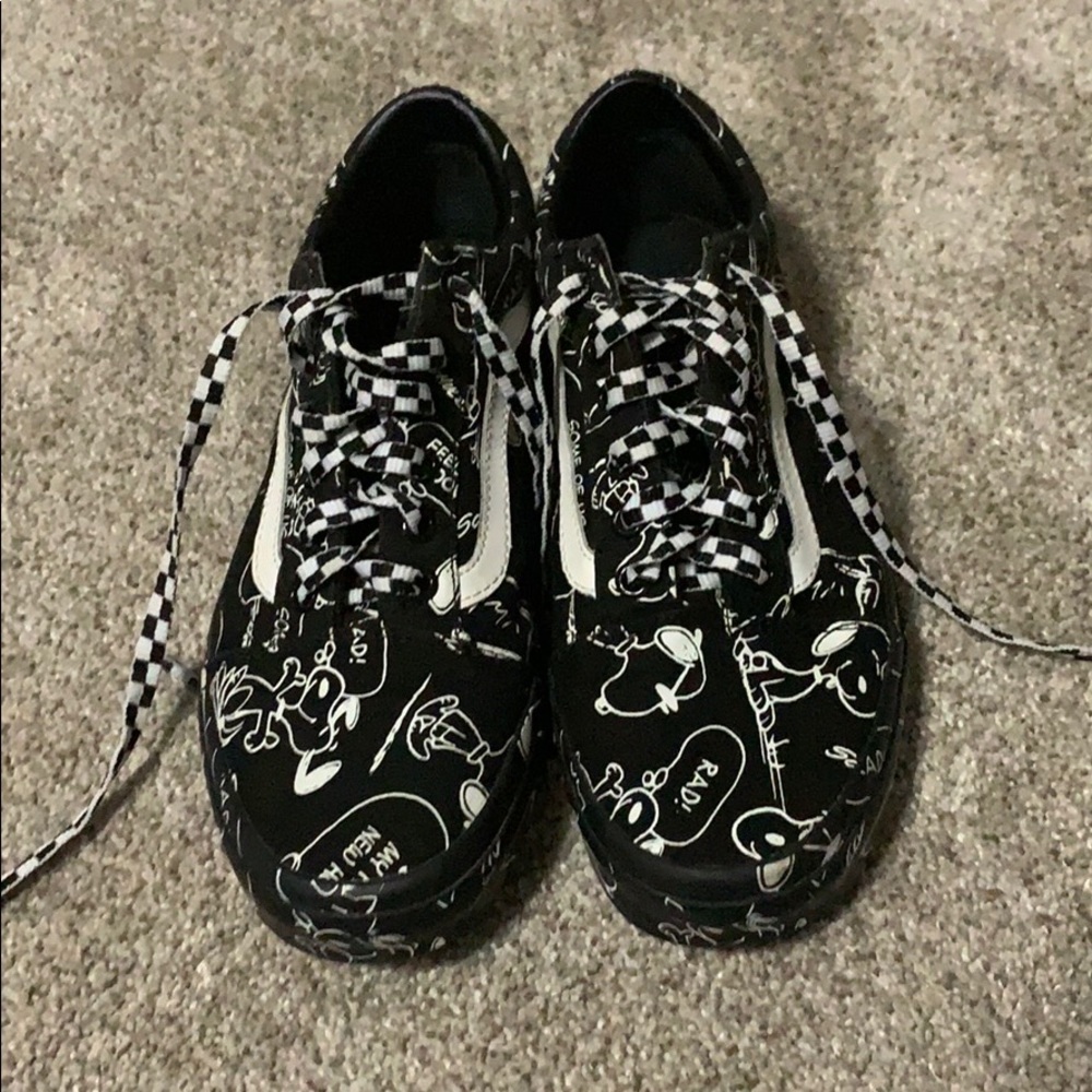 Peanuts release vans
